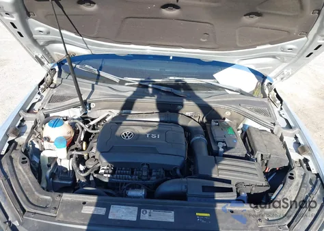 2016 Volkswagen Passat 1.8T S z USA, uszkodzony, nr VIN 1VWAT7A3XGC056434